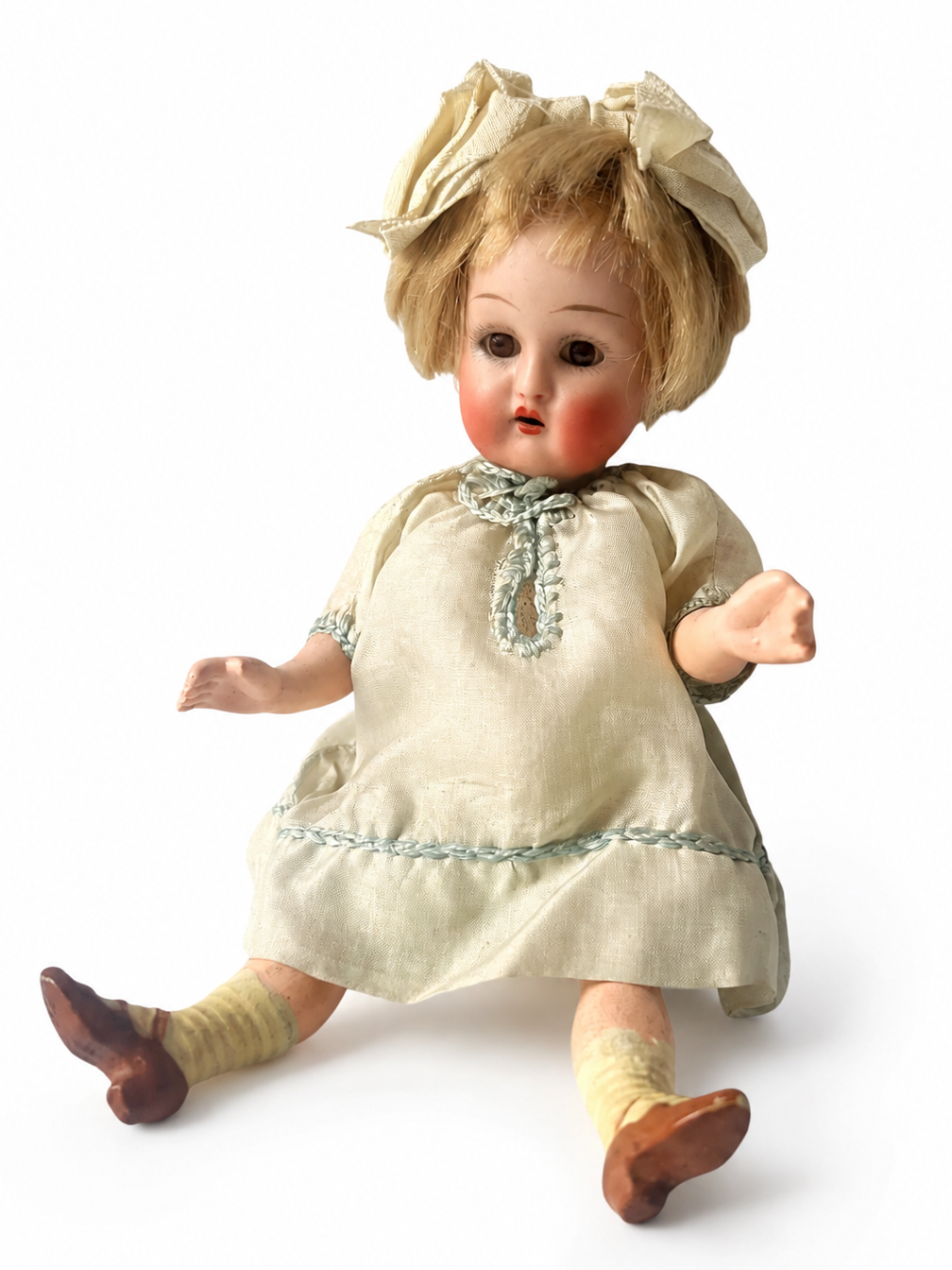 Antique Kämmer & Reinhardt Halbig Bisque Head Mignonette Doll . 19 cm - 7.5 in