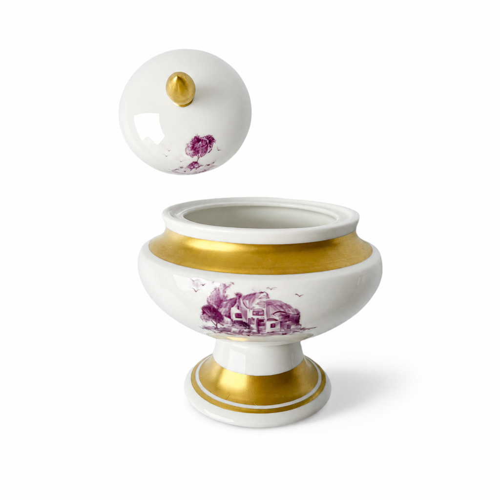 KPM Berlin Porcelain Sugar Bowl, Königliche Porzellan-Manufaktur Bomboniere, Gold Trim, 1945–1962