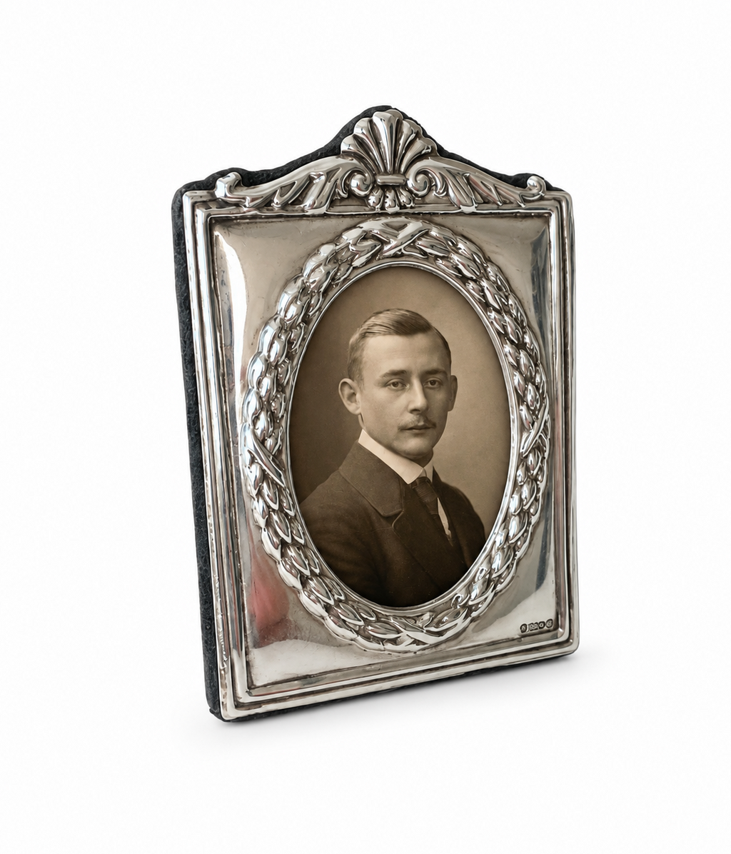 Vintage Carr’s of Sheffield Sterling Silver Photo Frame, 1996 – 9.5 cm