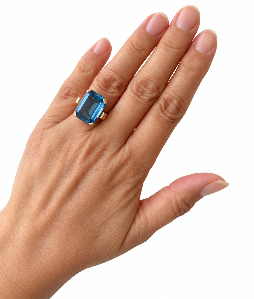 Vintage 9ct Gold Synthetic Blue Spinel Cocktail Ring, Dublin 1967, UK L / EU 51 / US 5.75
