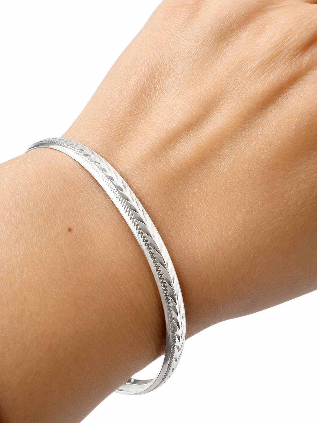 Vintage 835 Silver Chevron Bangle Bracelet.