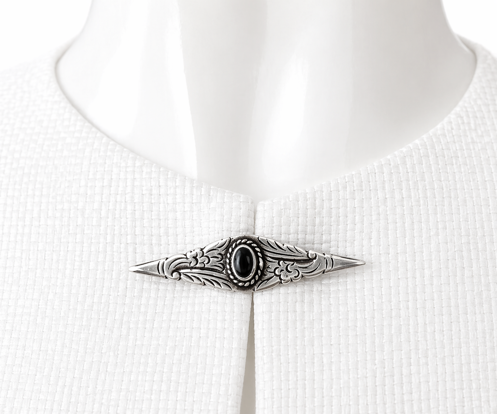 Vintage 825 Silver Bar Brooch with Garnet.