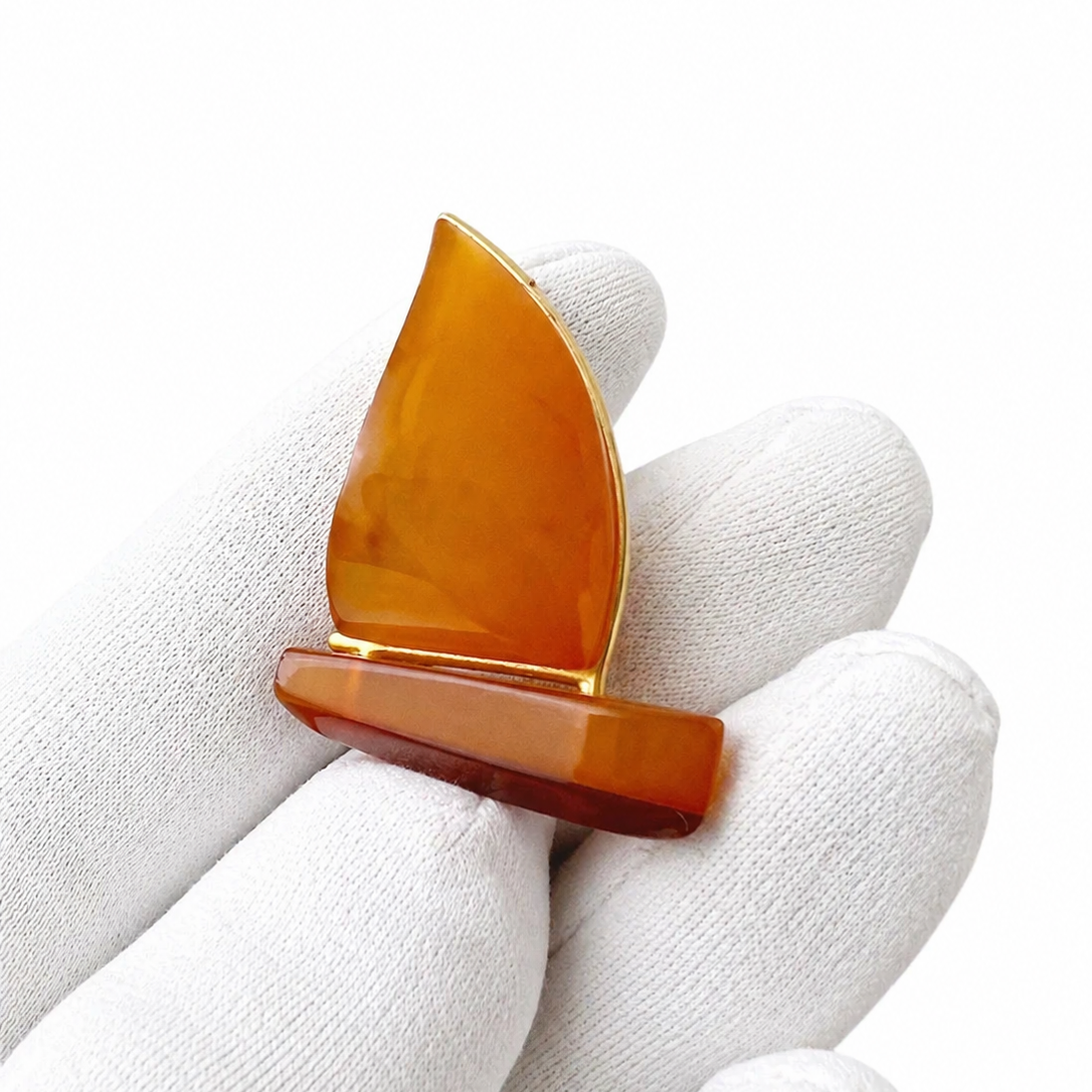 Vintage Sailboat Brooch, Baltic Amber Gold Plated. Kaliningrad Amber Combine, USSR, 1960s.