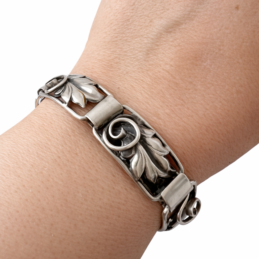 Torben Bang Danish Modernist Silver Bracelet 830S Leaf Link Scandinavian Design