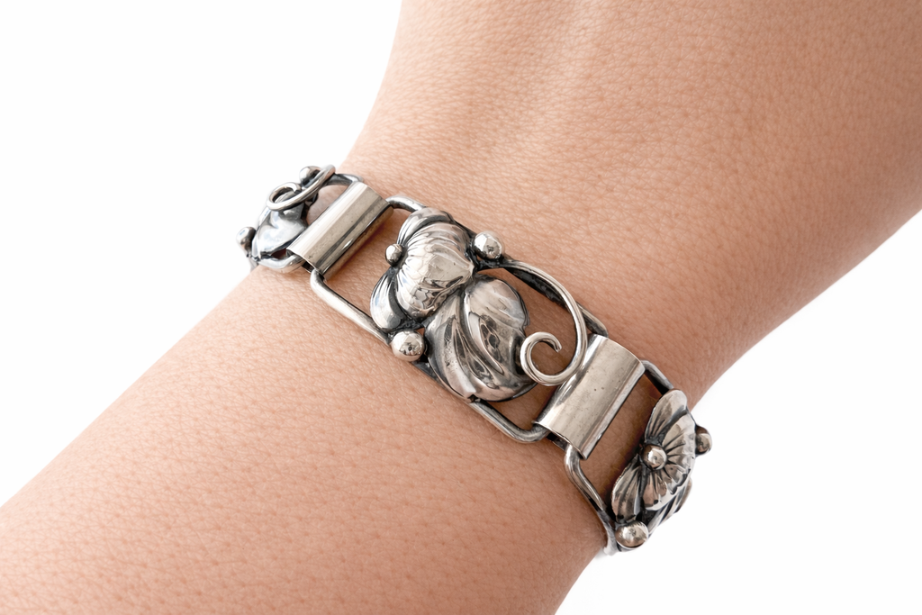 A Klokker Danish 830 Silver Floral Panel Bracelet Art Deco Scandinavian Jewellery