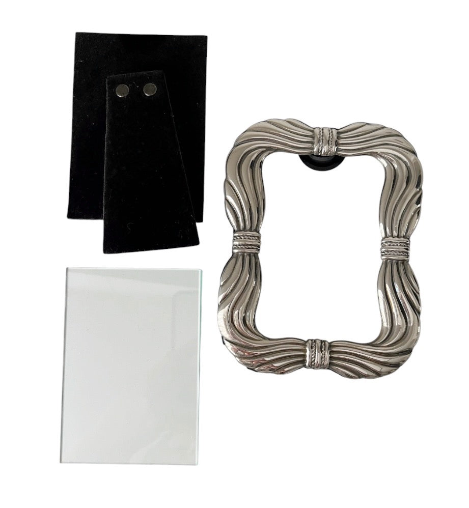 Vintage 1980s Silver Plated Photo Frame – Ornate Ribbed 3 x 5 Picture Frame