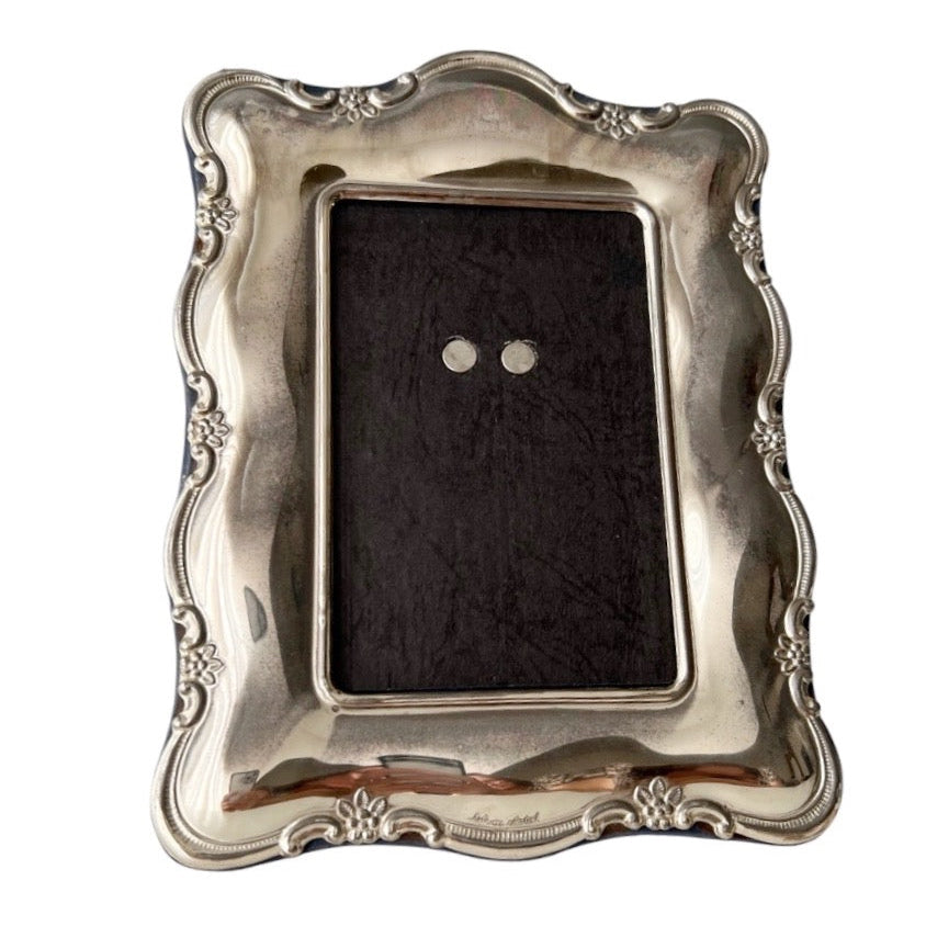 Vintage Silver Plated Photo Frame – Ornate Floral Design