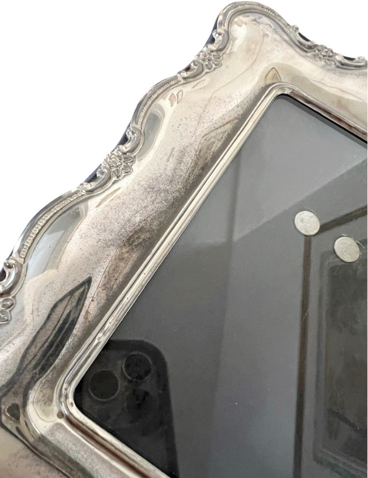 Vintage Silver Plated Photo Frame – Ornate Floral Design