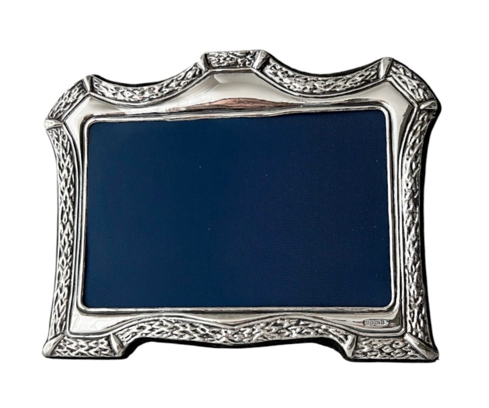 Vintage Sterling Silver Photo Frame – Sheffield 1992, Celtic Knot Design
