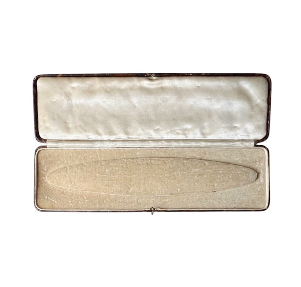 Antique Necklace Presentation Box in Brown Leather with Cream Velvet Lining