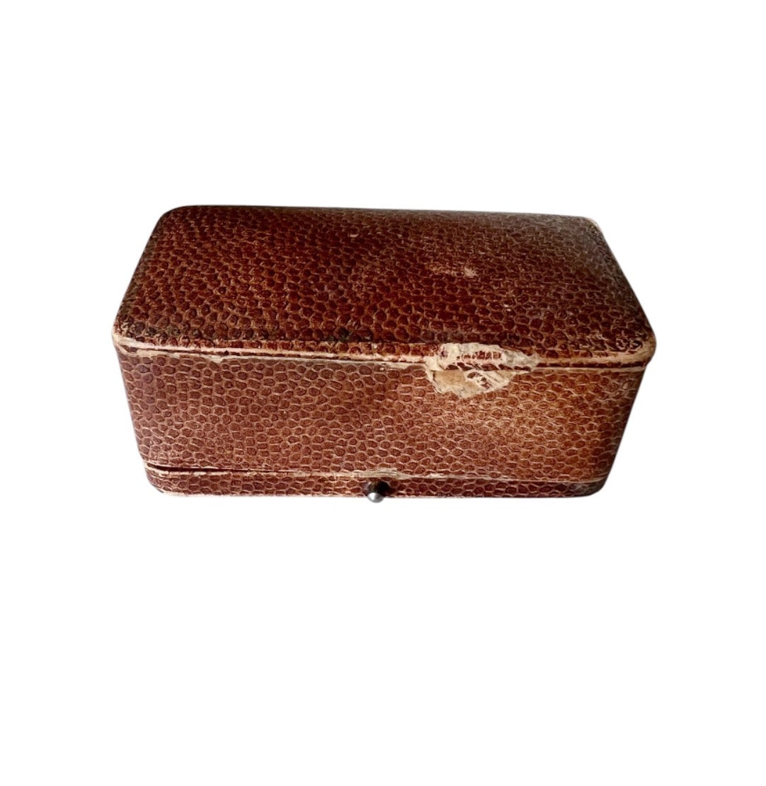 Antique Leather Jewellery Box Brooch Pendant Case Velvet Fitted Display Box