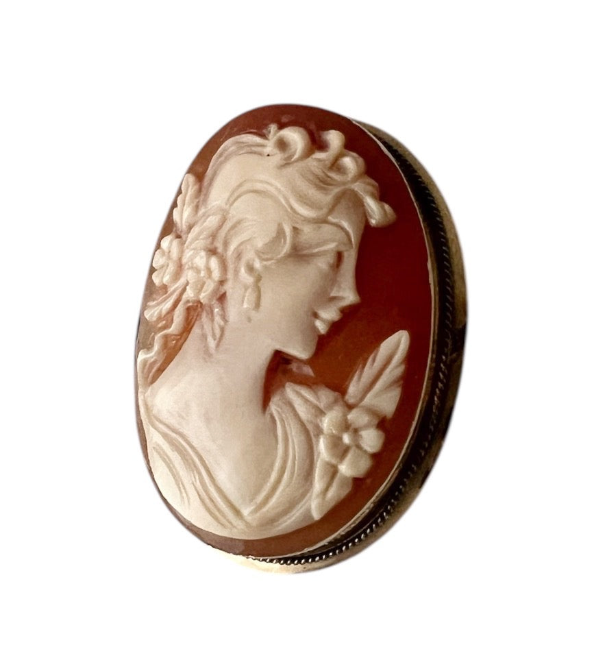 Antique Victorian  9ct Gold Shell Cameo Brooch Pendant