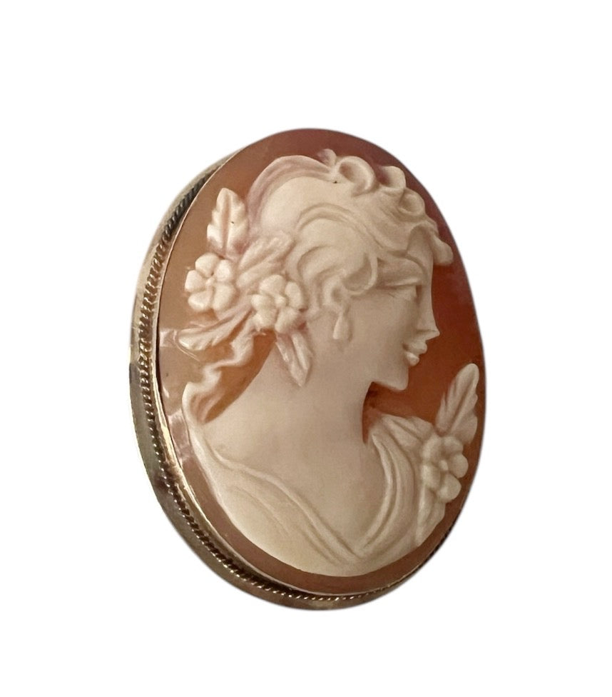 Antique Victorian  9ct Gold Shell Cameo Brooch Pendant