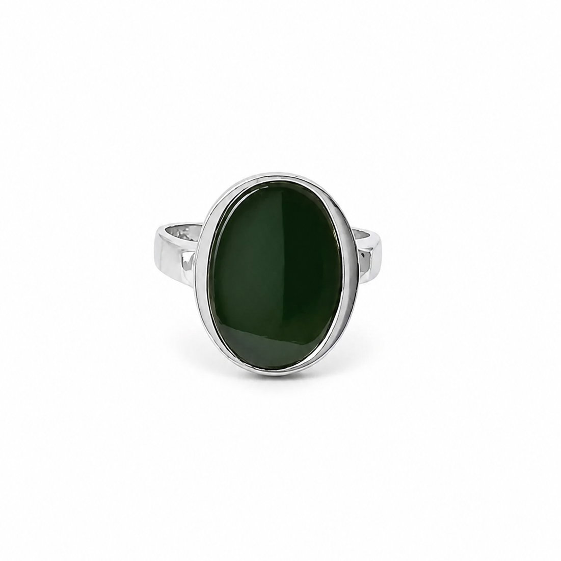 Vintage 835 Silver & Jade Ring. UK Size: N