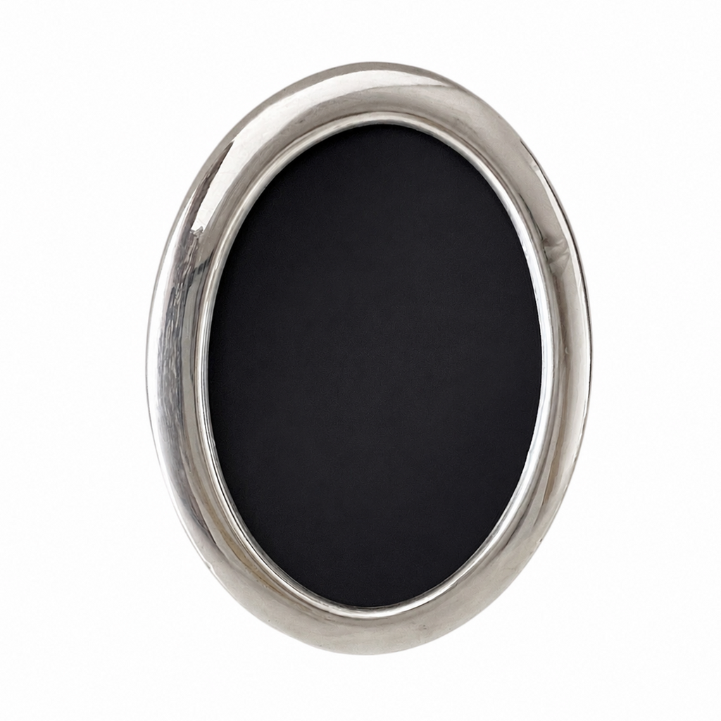 Carrs Sheffield Sterling Silver Oval Photo Frame, 13 x 9 cm Image