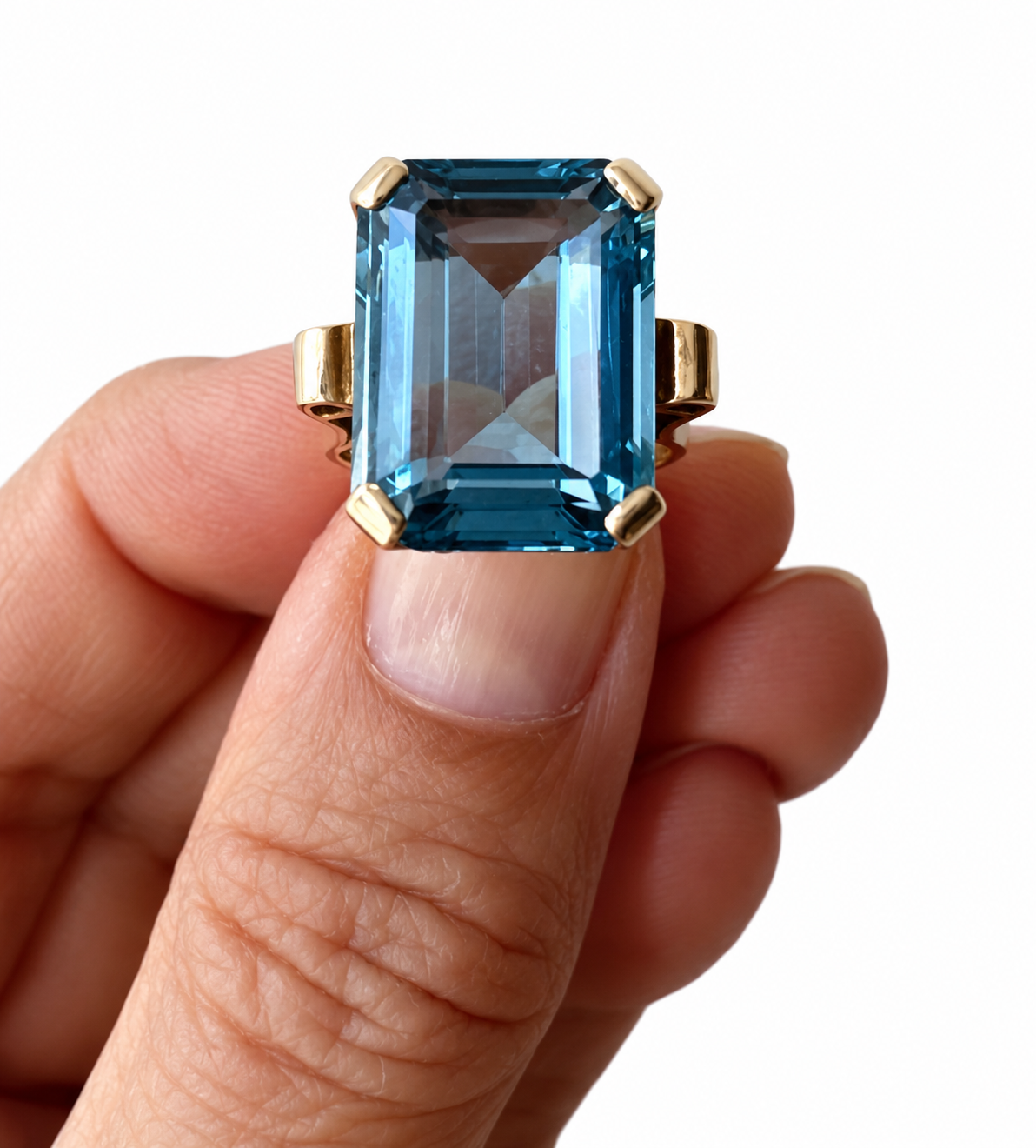 Vintage 9ct Gold Synthetic Blue Spinel Cocktail Ring, Dublin 1967, UK L / EU 51 / US 5.75
