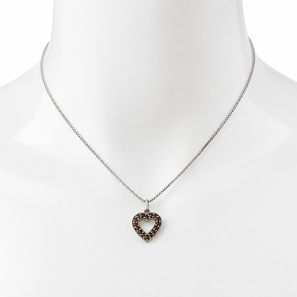 Vintage Bohemian Garnet Heart Pendant Necklace Gilt Silver 925 Chain
