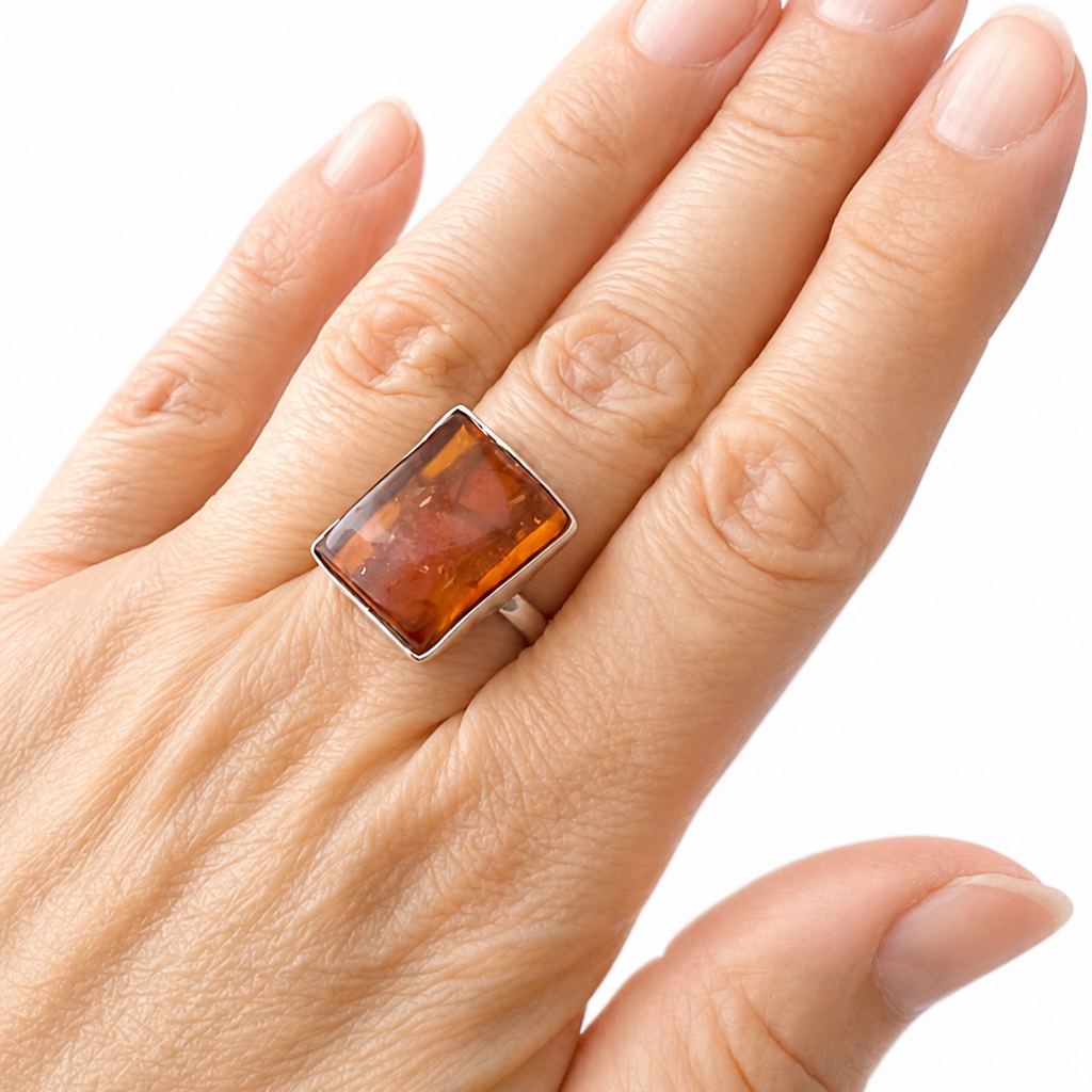 Vintage Baltic Amber Sterling Silver Ring - Honey Hue, UK size Q.