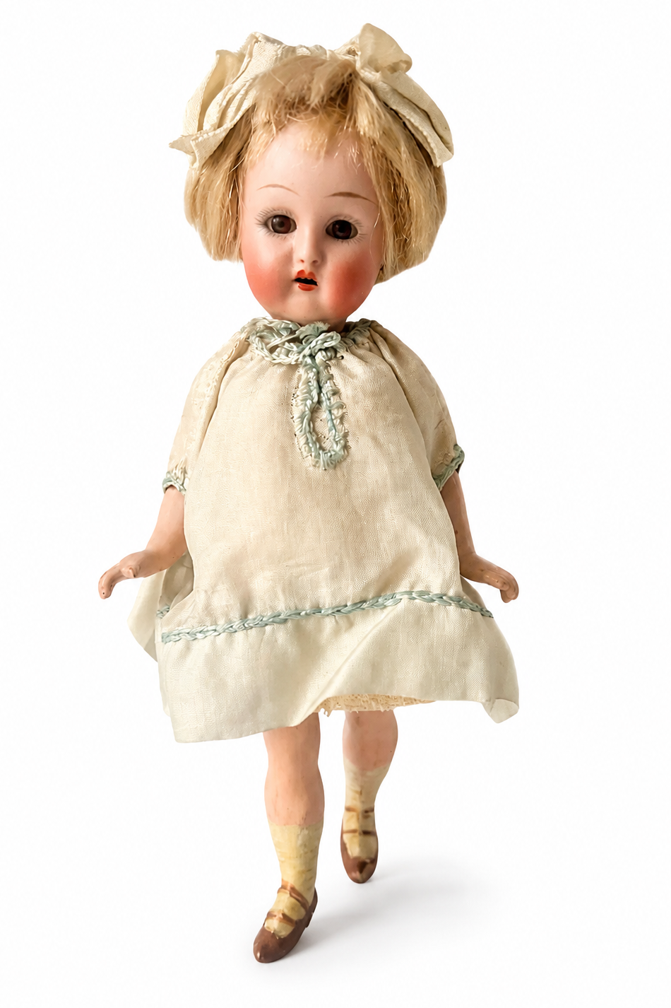 Antique Kämmer & Reinhardt Halbig Bisque Head Mignonette Doll . 19 cm - 7.5 in