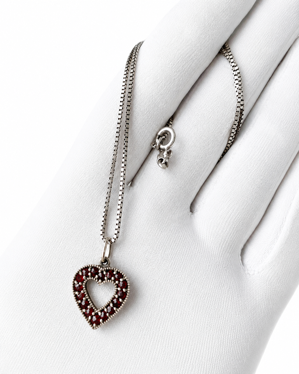 Vintage Bohemian Garnet Heart Pendant Necklace Gilt Silver 925 Chain