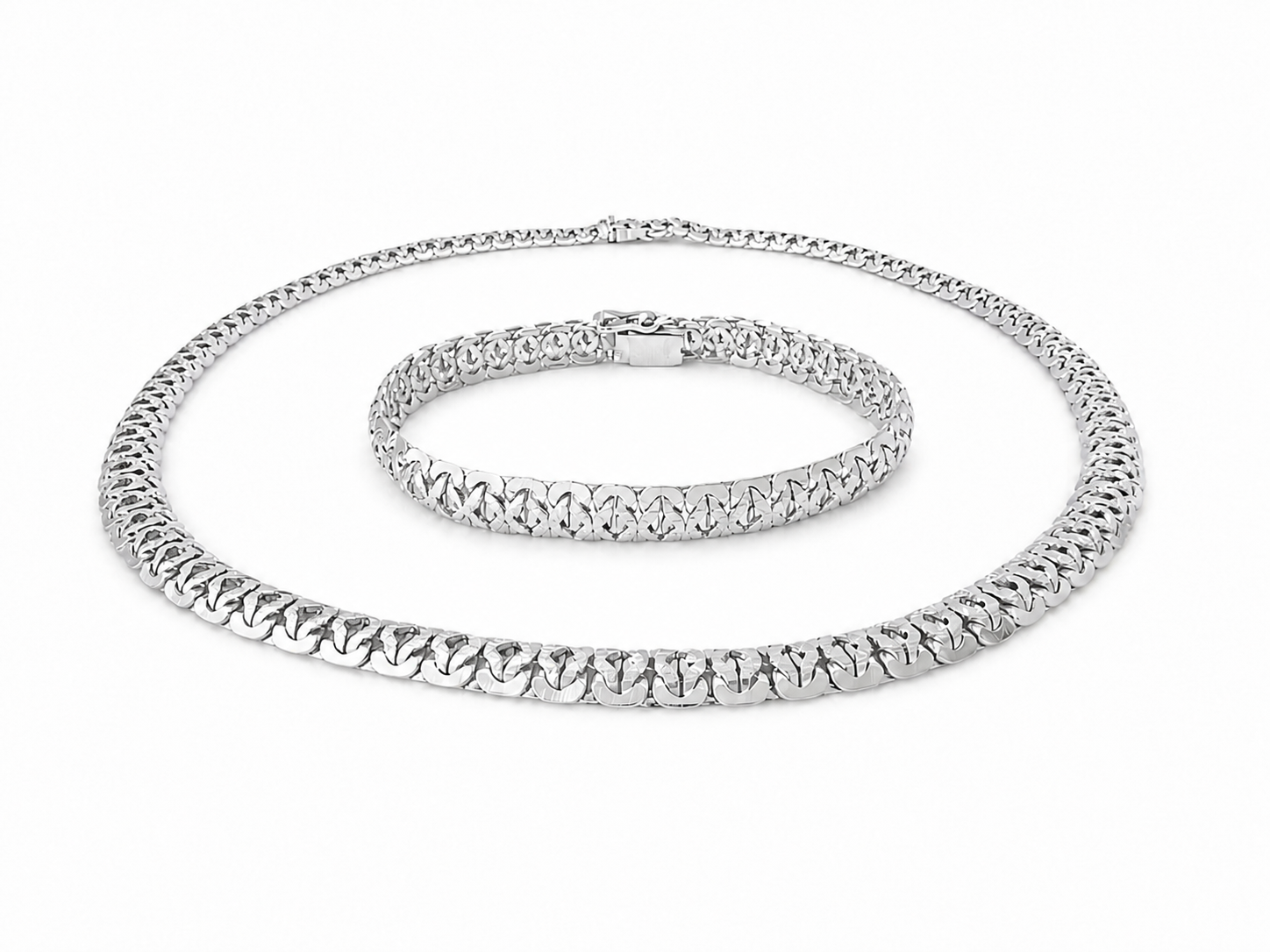 Vintage Silver Rhodium Plated  Set of Necklace and Bracelet.