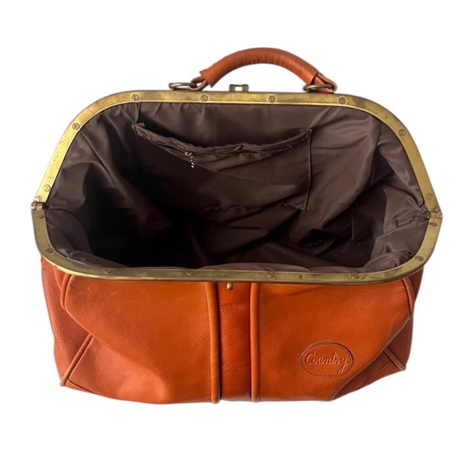 Vintage Leather Weekender Bag – Retro Gentleman’s Travel Duffle, Soft Tan Leather, Brass Hardware