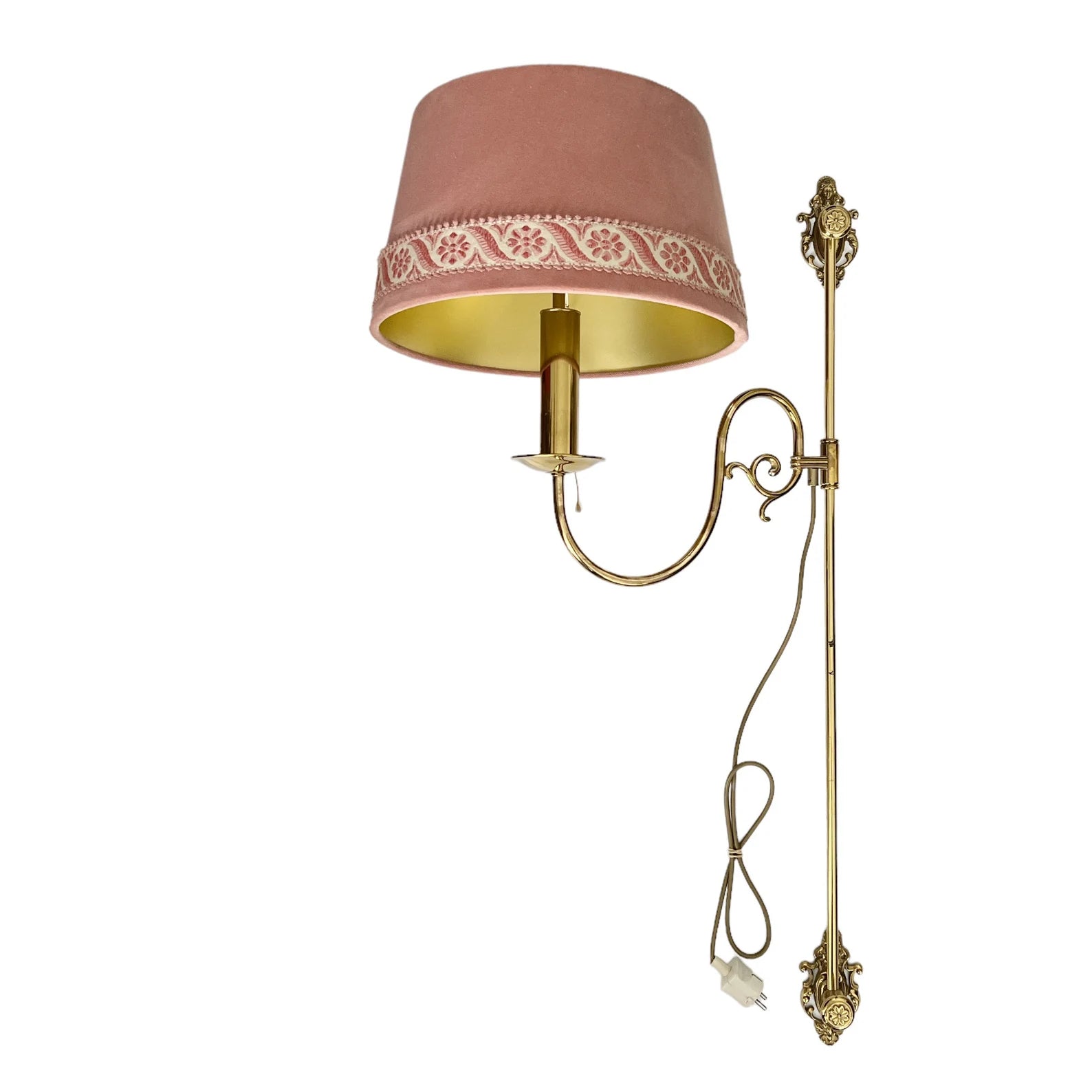 Vintage Brass Adjustable Wall Lamp with Pink Velvet Shade – Mid-Century Hollywood Regency Light