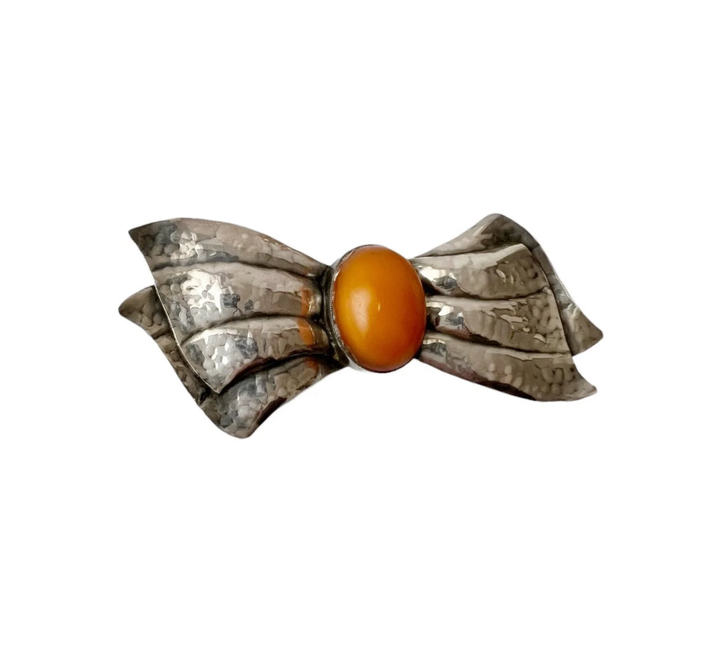Vintage Bow Brooch. Silver and Baltic Amber.