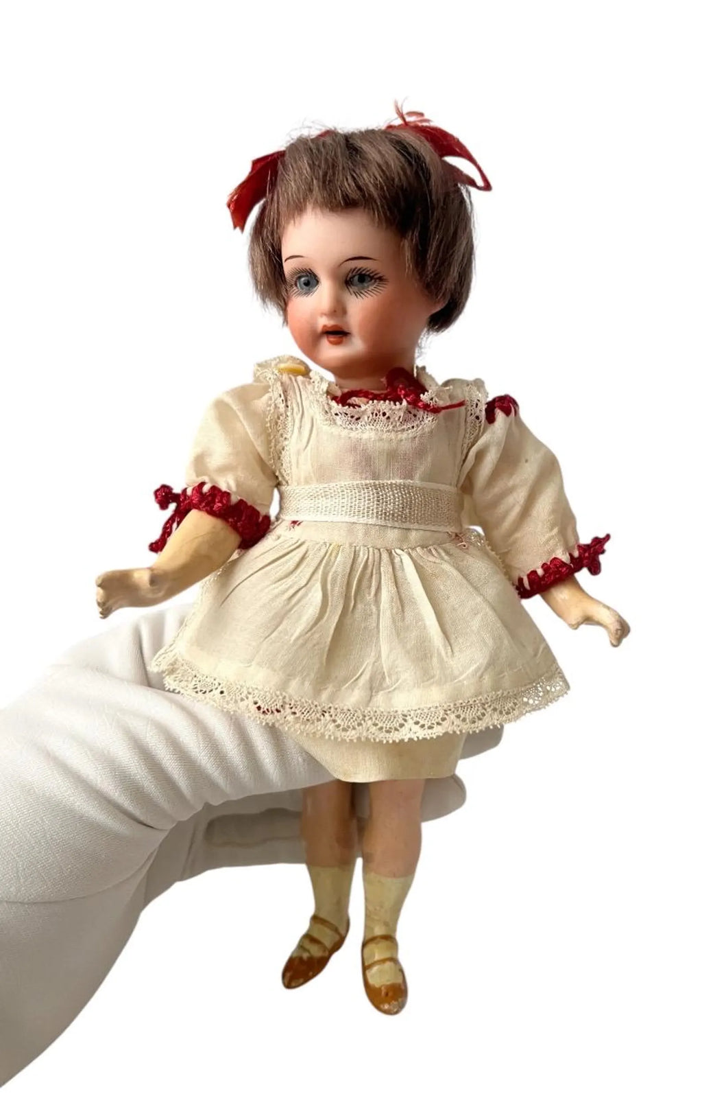 Antique German Mignonette Doll. Kestner or Armand Marseille. 18 cm (7 in) Circa 1890-1900s.
