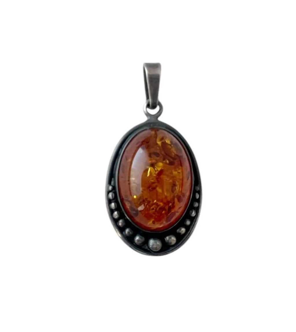 Vintage Sterling Silver Amber Pendant.
