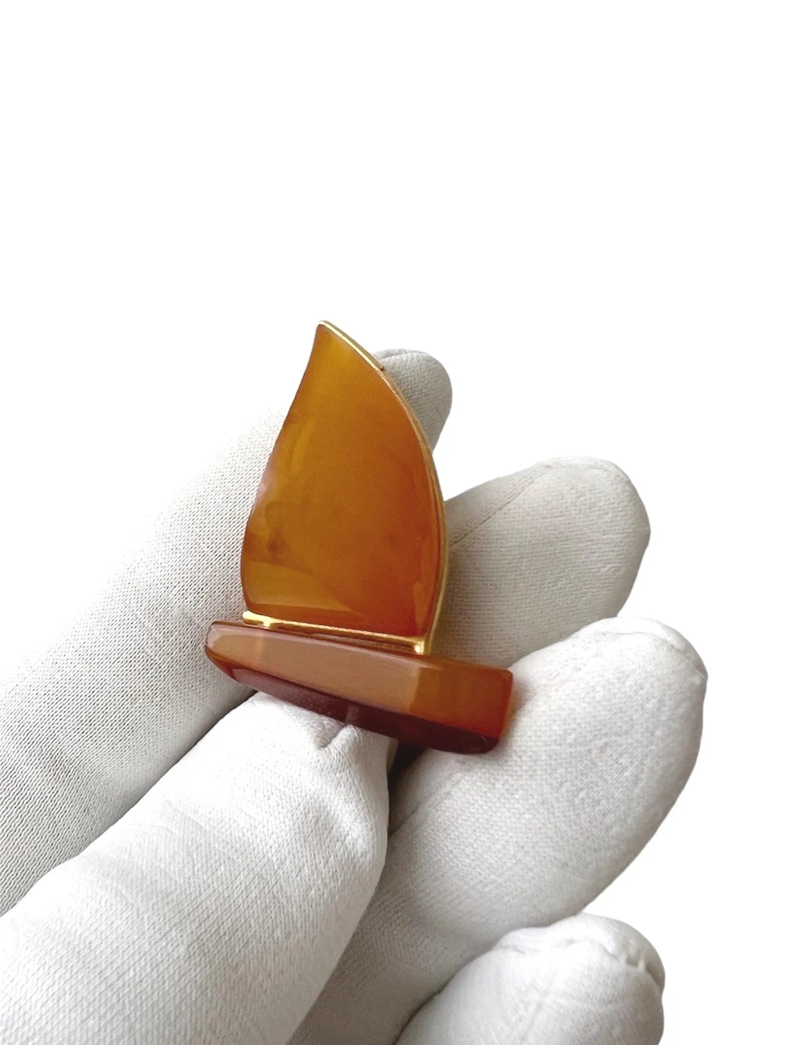 Vintage Sailboat Brooch, Baltic Amber Gold Plated. Kaliningrad Amber Combine, USSR, 1960s.