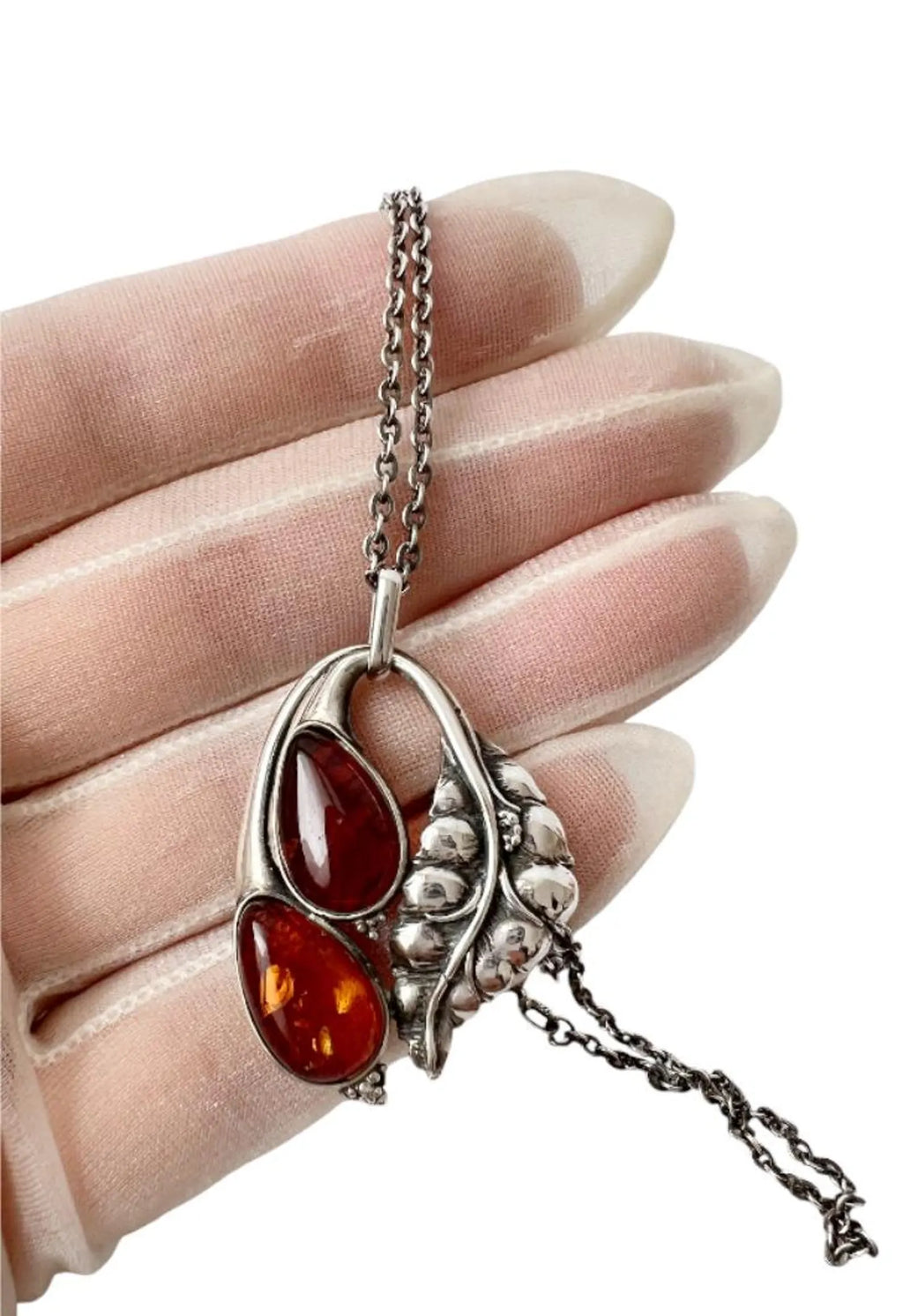 Vintage Silver & Baltic Amber Leaf Pendant Necklace.