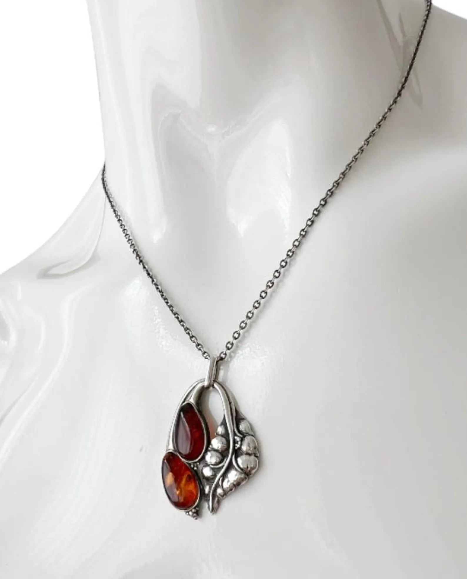 Vintage Silver & Baltic Amber Leaf Pendant Necklace.