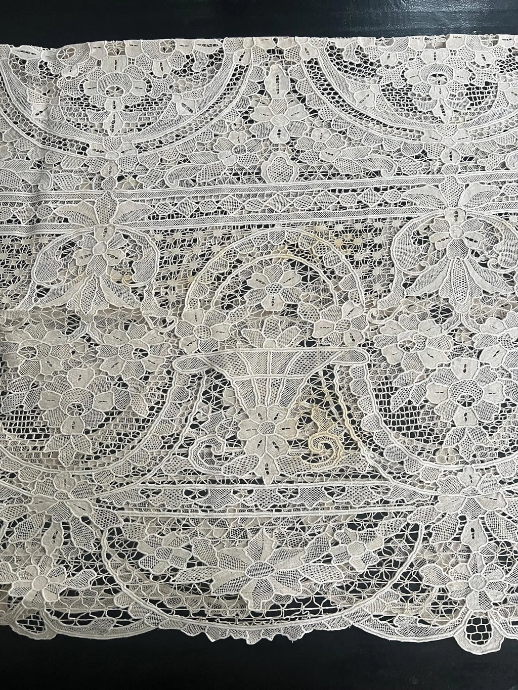 Antique Point de Venise Lace Tablecloth & Napkins - Floral Needlepoint - 1880-1920