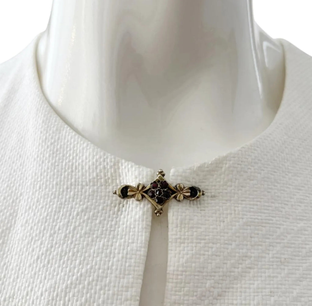 Antique Garnet Brooch.