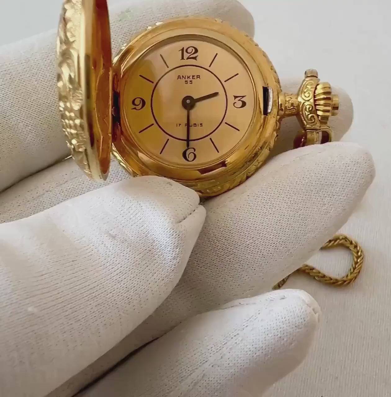 Vintage Gold-Plated Small Pocket Watch - ANKER 55 - 17 Rubis
