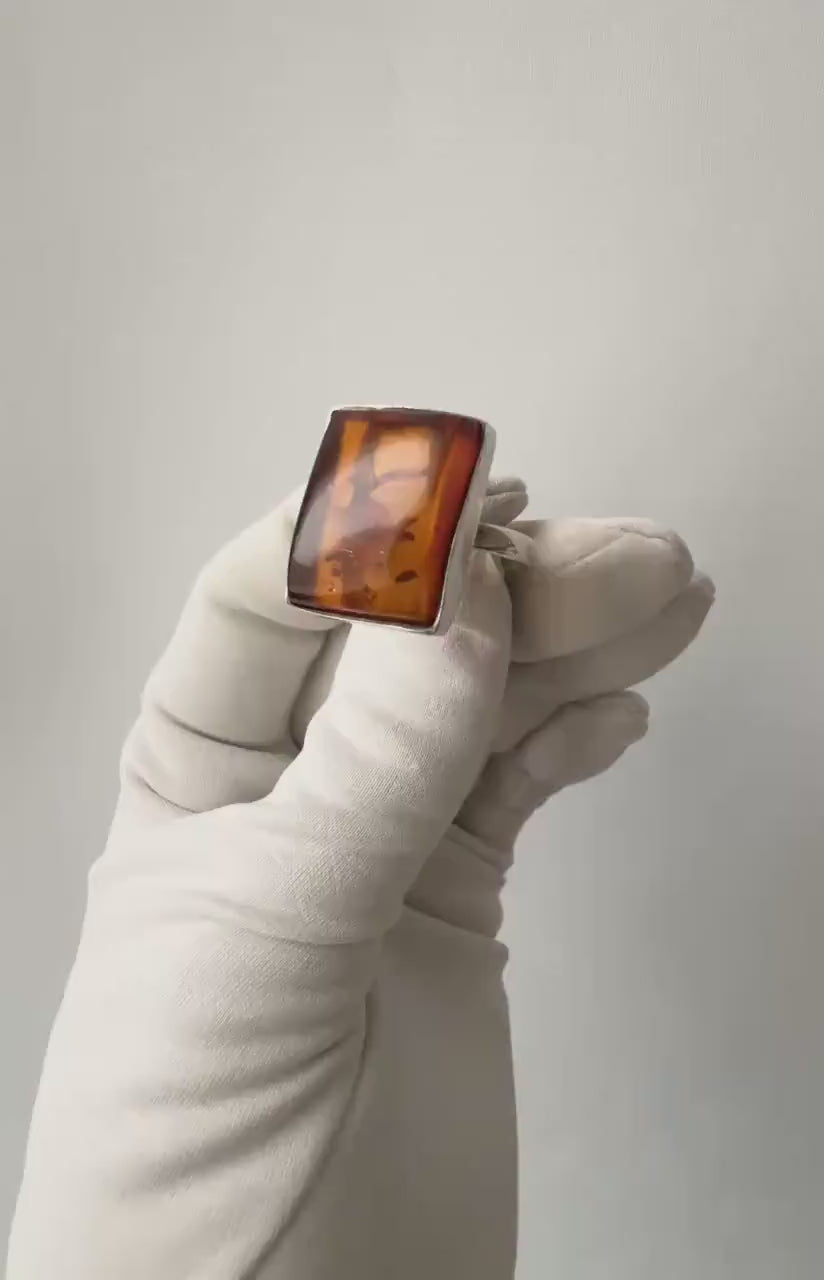 Vintage Baltic Amber Sterling Silver Ring - Honey Hue, UK size Q.