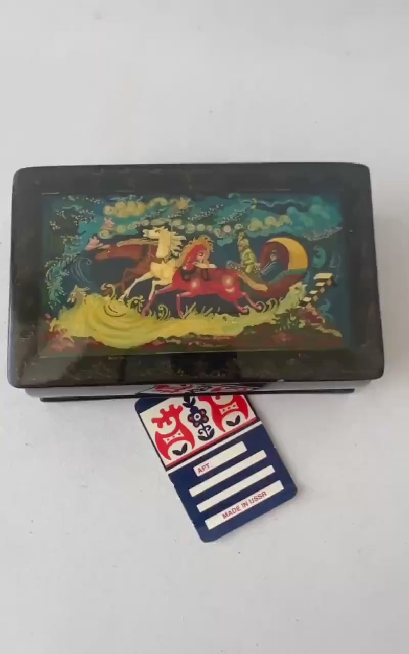Palekh Lacquer Box Troika Scene Signed T.C. USSR Hand Painted