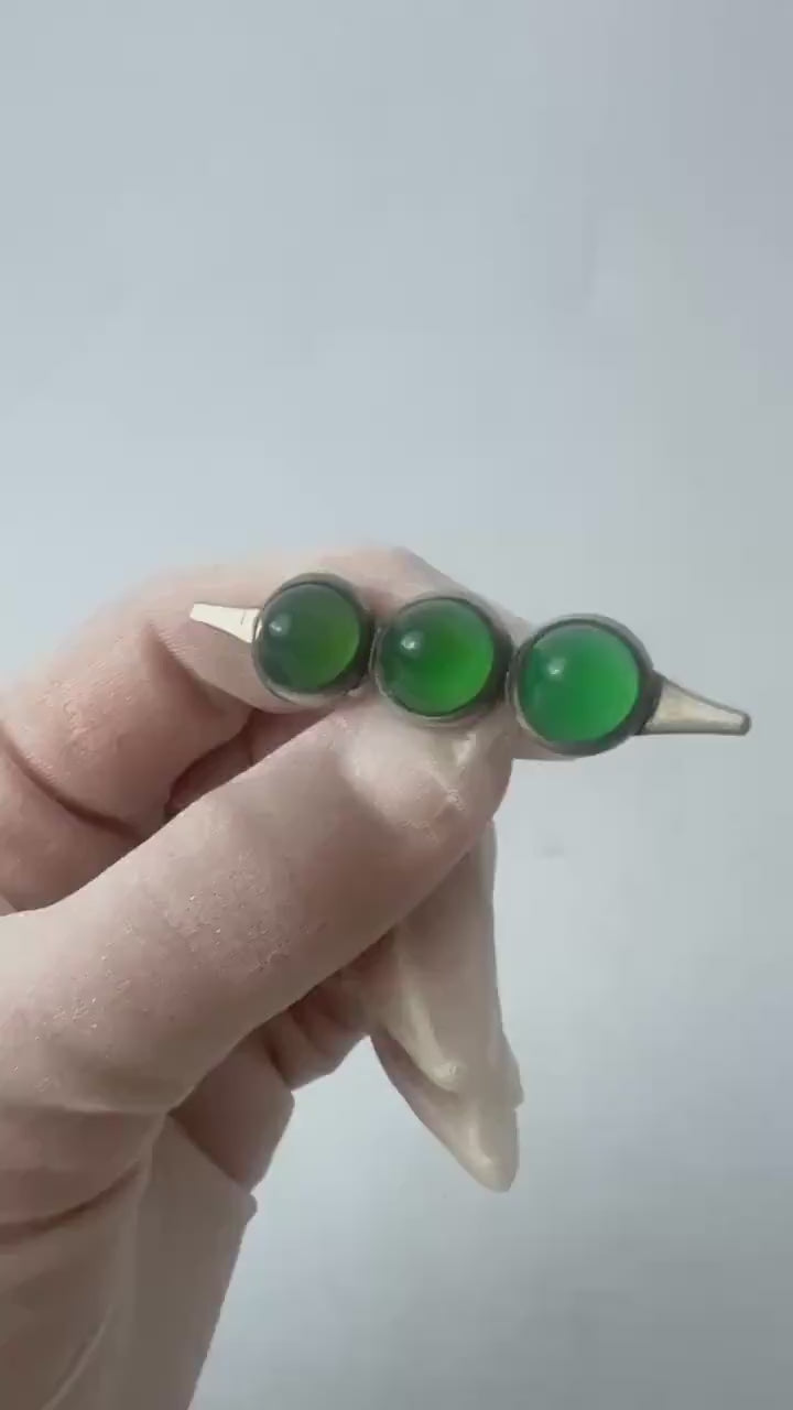 Vintage Art Deco Style Green Cabochon Brooch