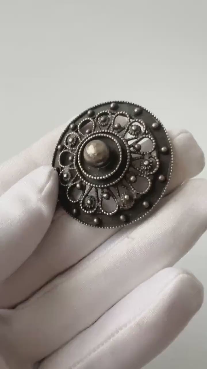 Vintage Dutch Silver Zeeuwse Knoop Brooch