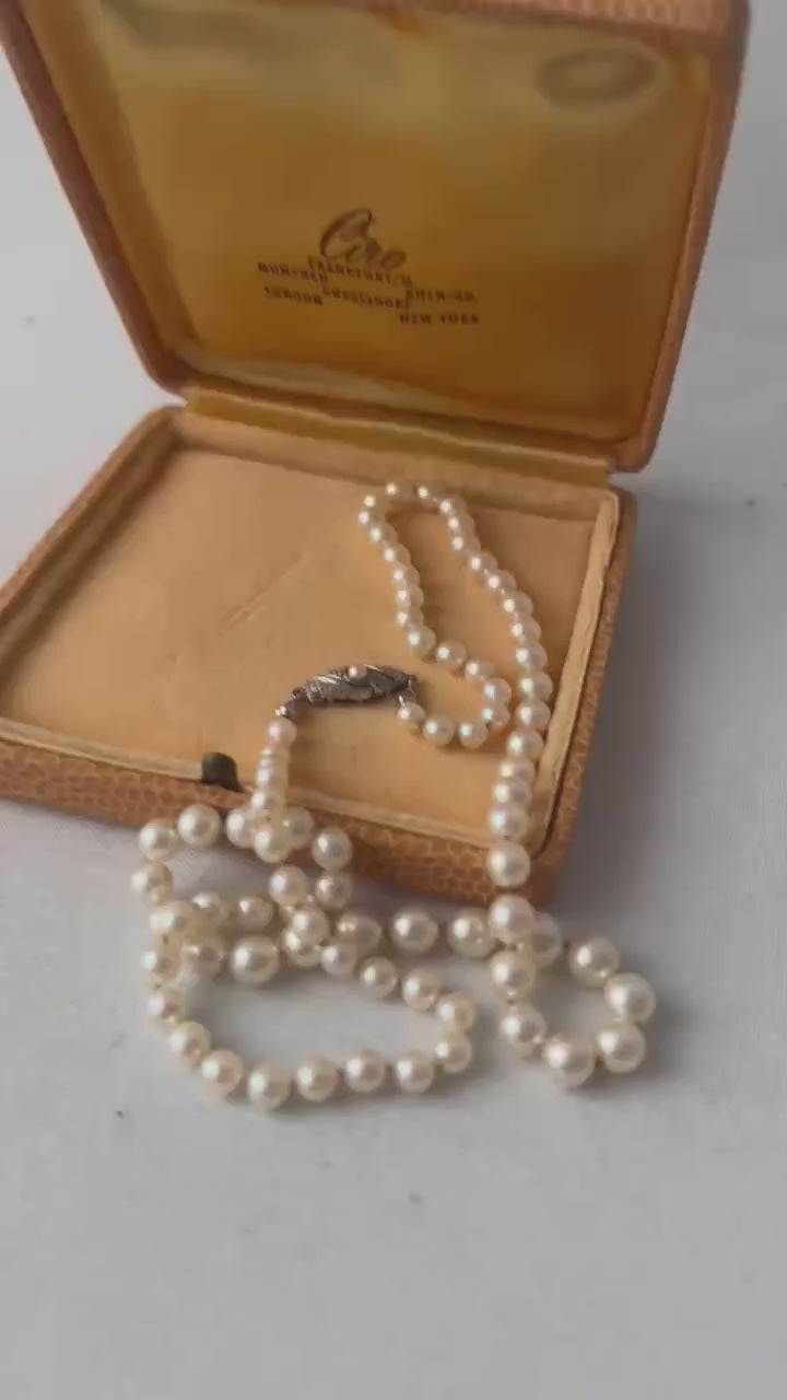 Vintage Ciro Jewellery Box. Leather with Crown Logo, Cream Satin Interior